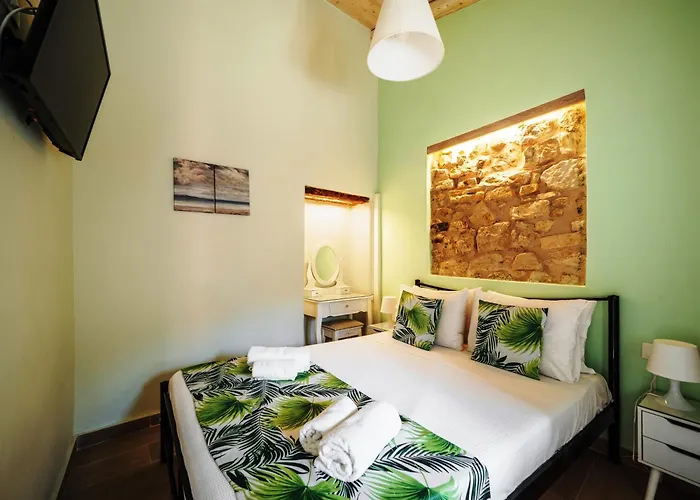 Sole Apartments - Near Corfu Port